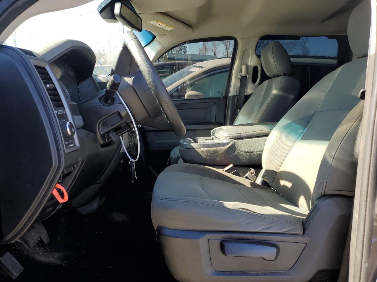 2014 RAM 1500 - Image 7