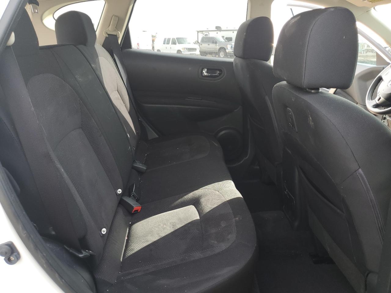 2011 Nissan Rogue - Image 10
