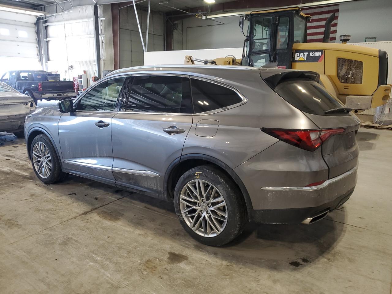2023 Acura MDX - Image 2