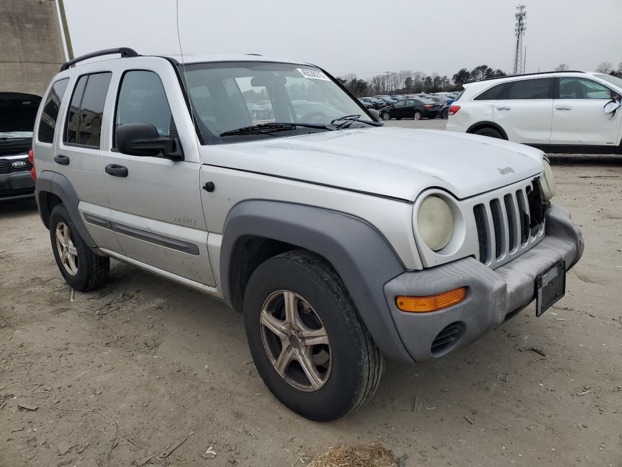 2004 Jeep Liberty (North America) - Image 4