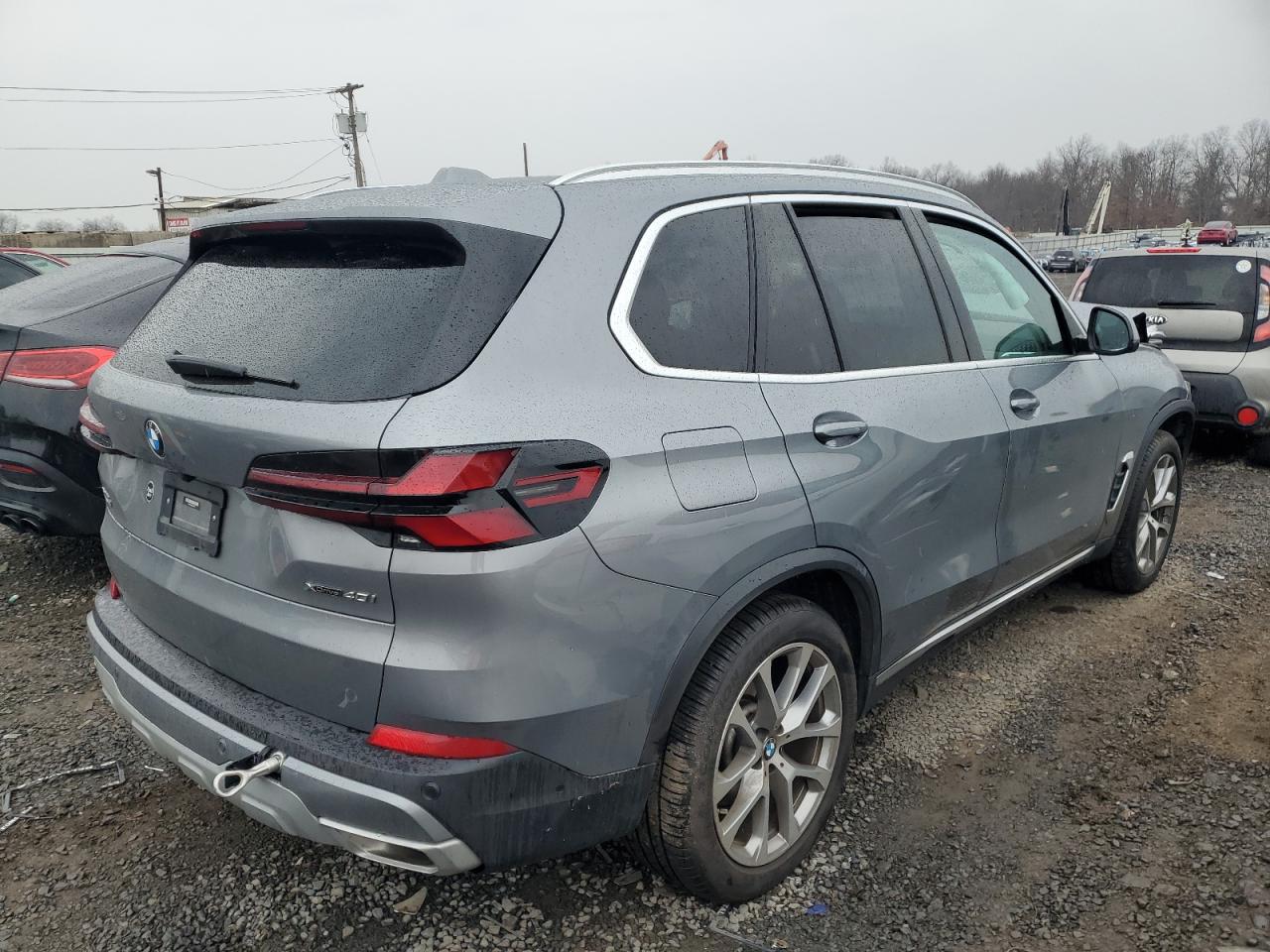 2024 BMW X5 - Image 3
