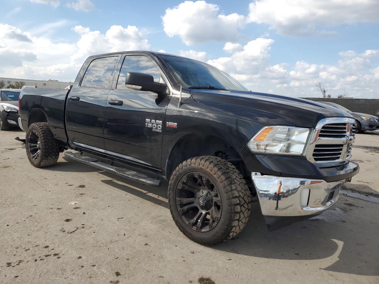 2019 RAM 1500 - Image 4