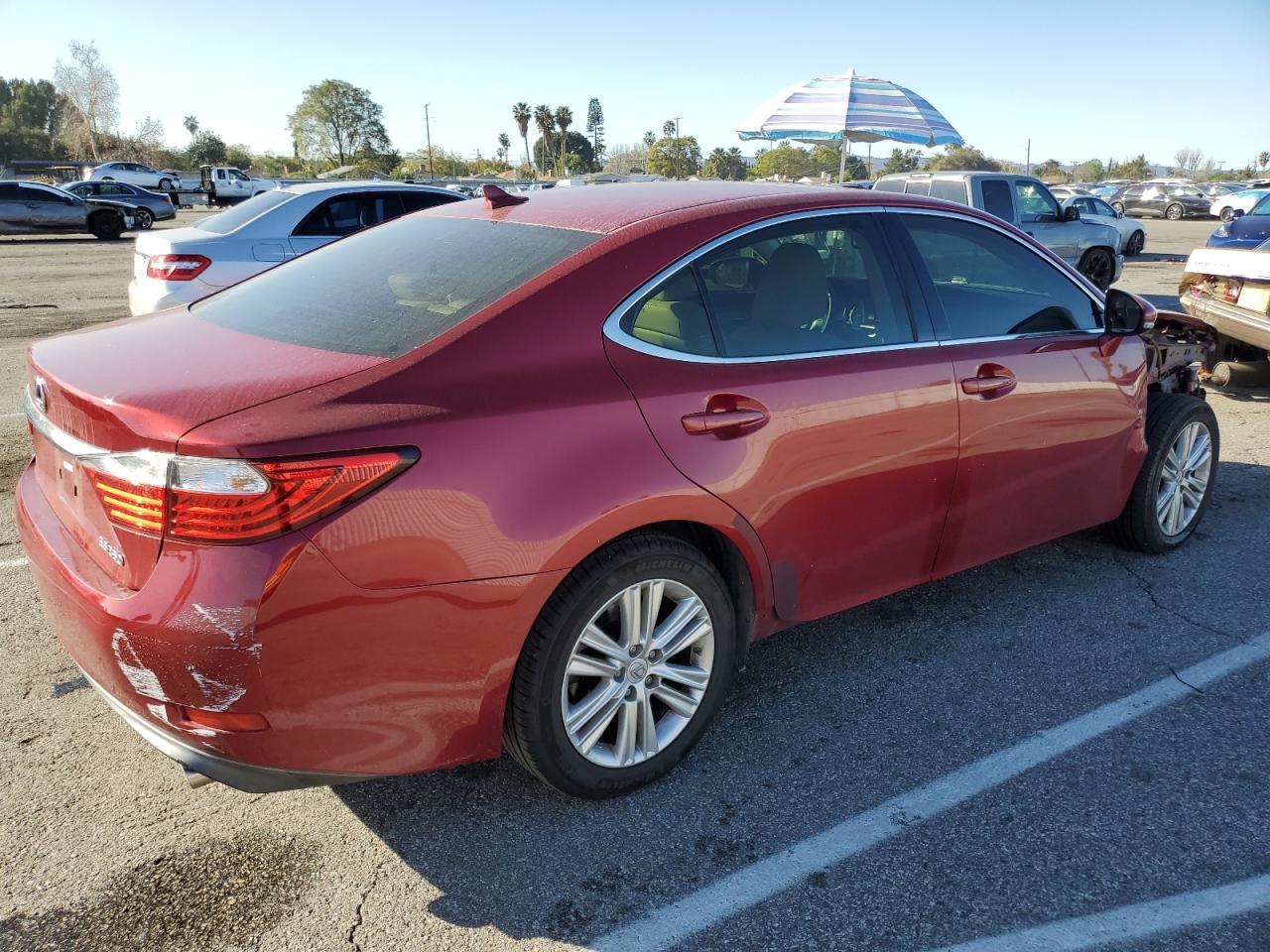 2014 Lexus ES - Image 3