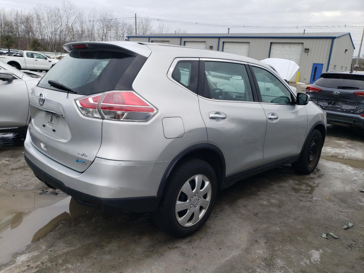 2014 Nissan Rogue - Image 3