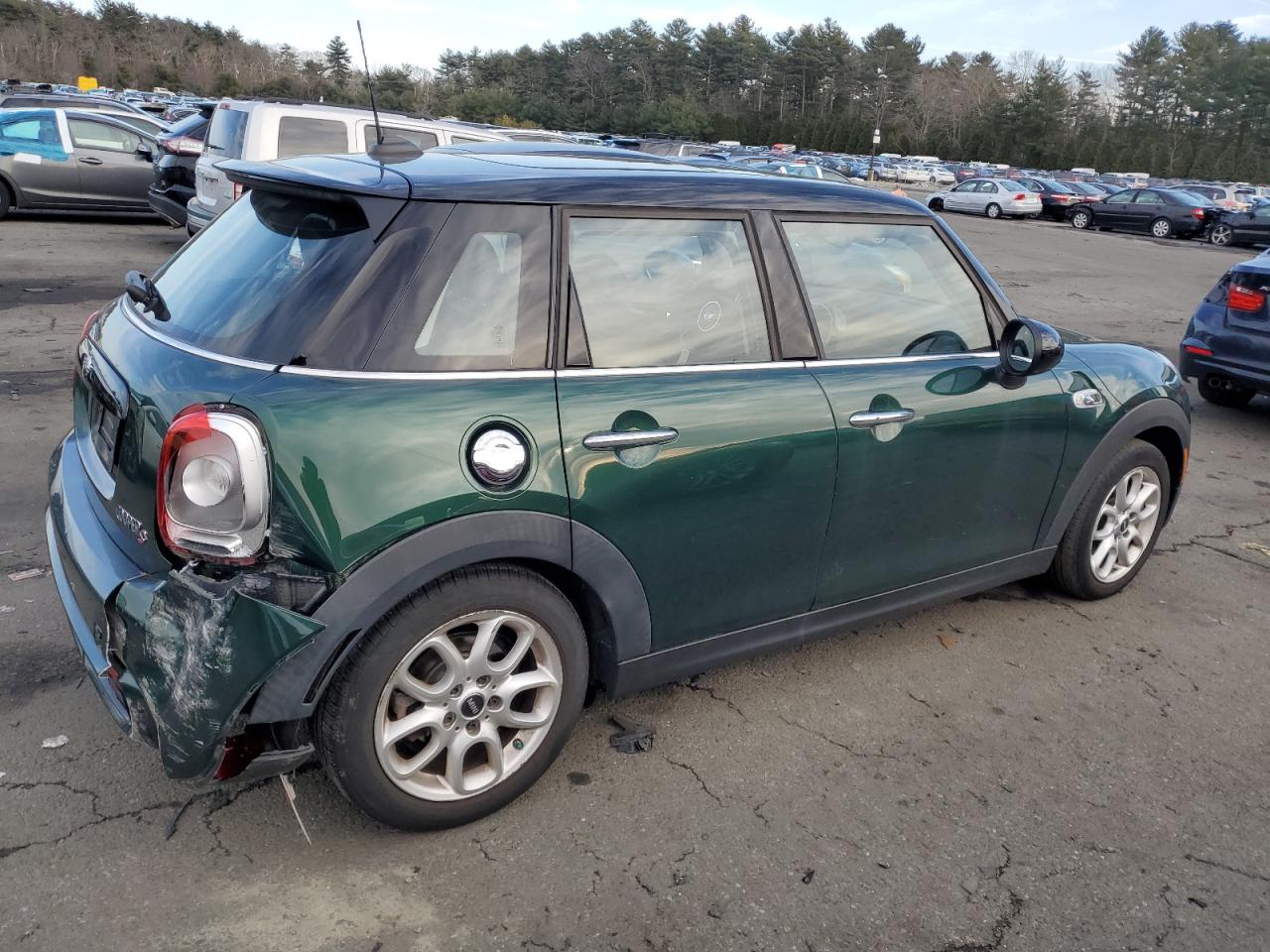 2015 MINI Cooper - Image 3