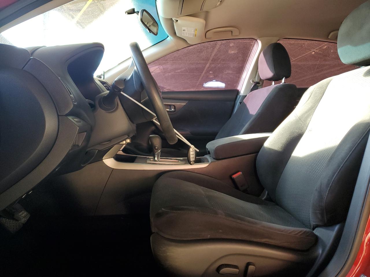 2015 Nissan Altima - Image 7