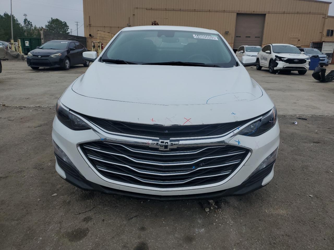 2023 Chevrolet Malibu - Image 5