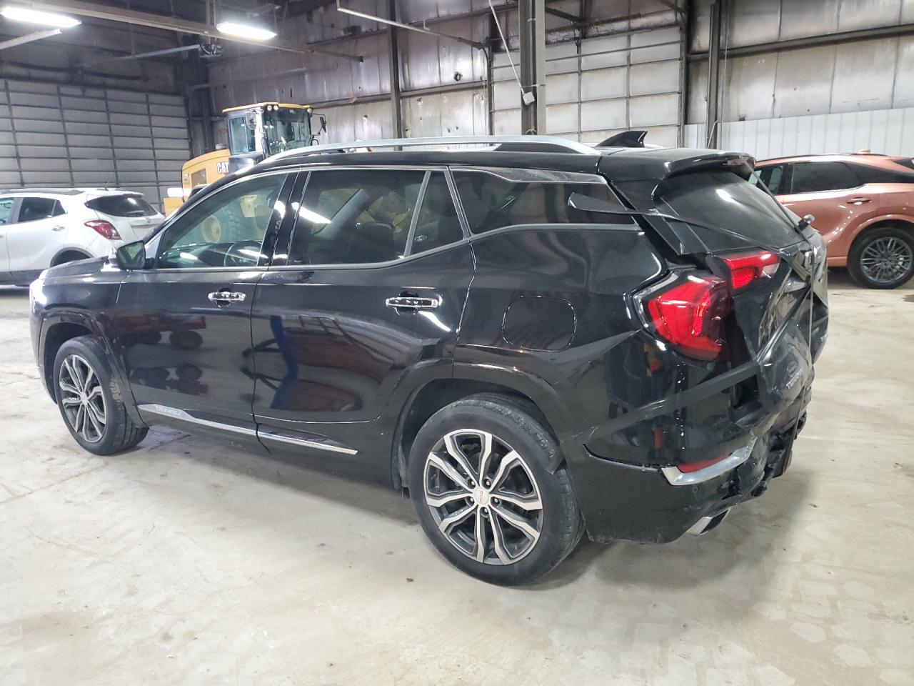 2018 GMC Terrain - Image 2