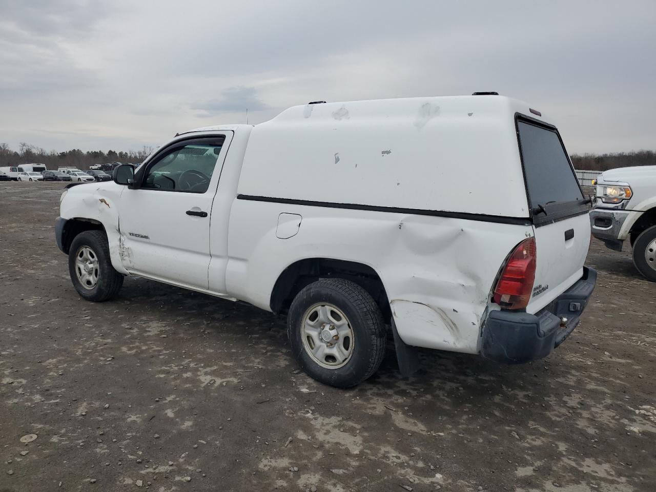 2005 Toyota Tacoma - Image 2