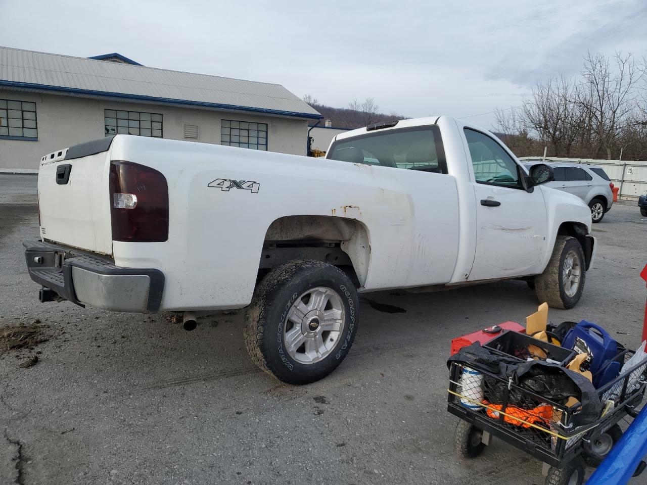 2008 Chevrolet Silverado - Image 3