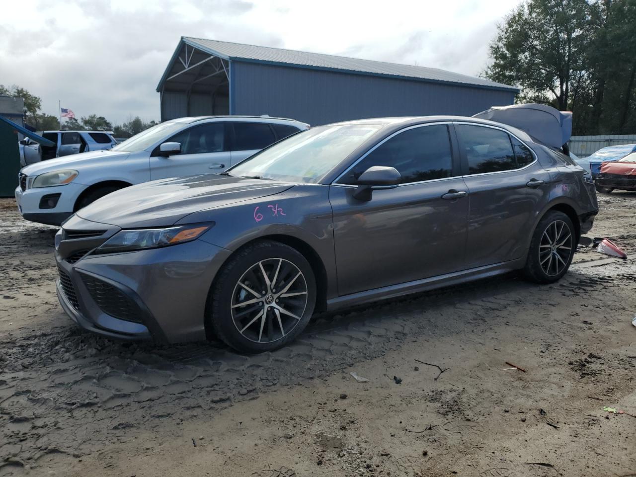 2022 Toyota Camry - Image 1