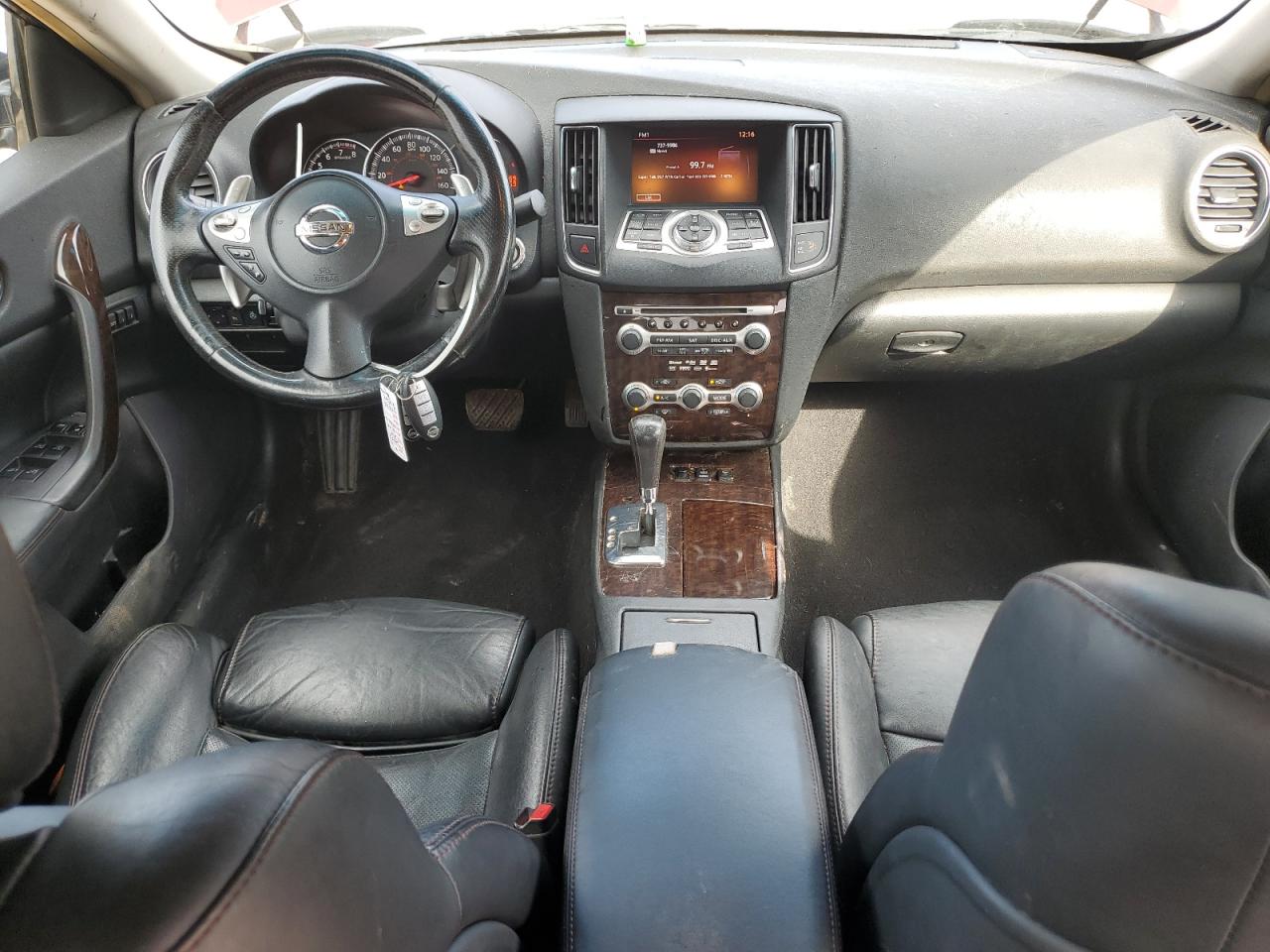 2010 Nissan Maxima - Image 8