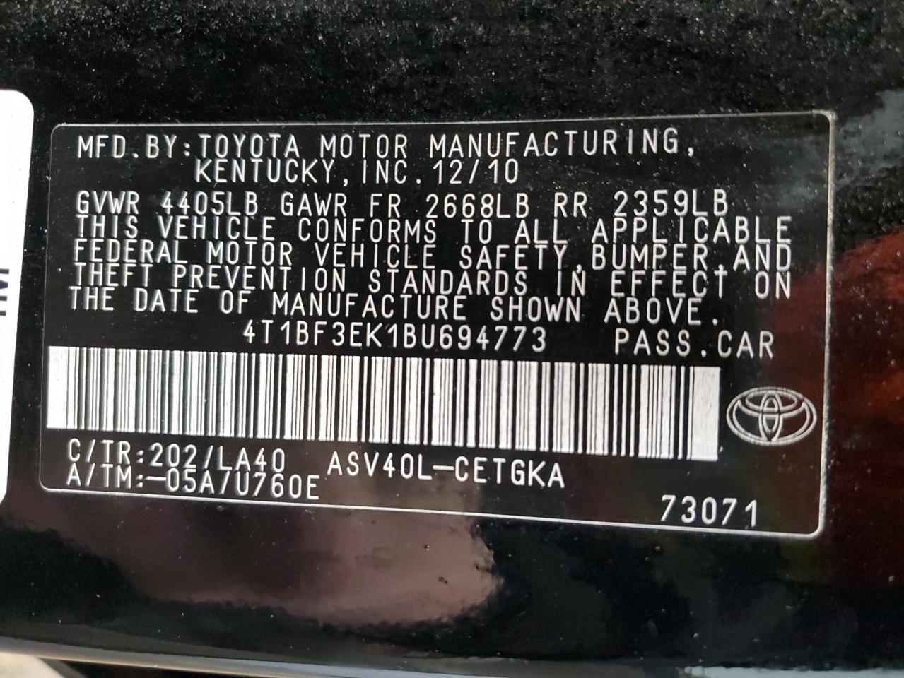 2011 Toyota Camry - Image 14
