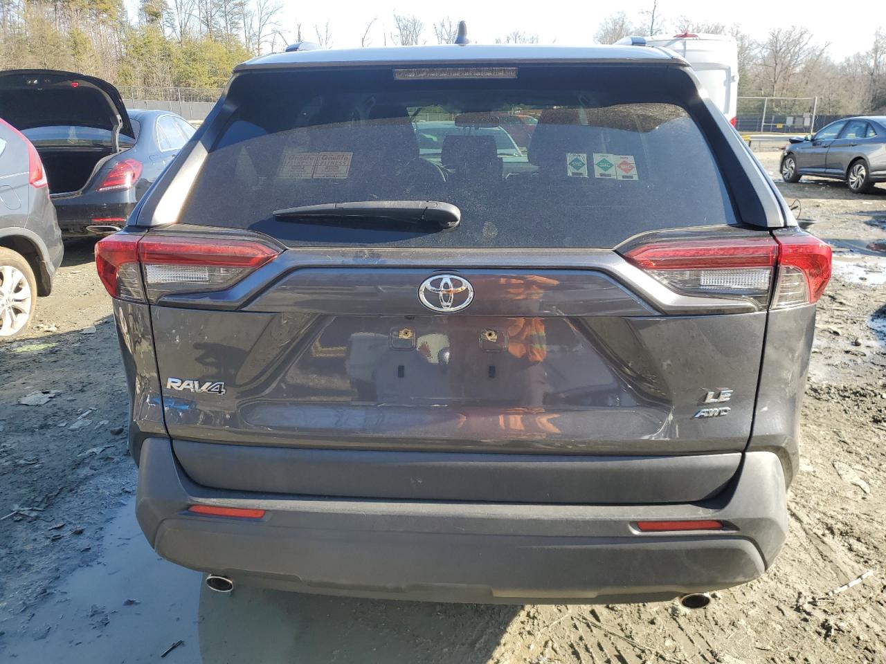 2019 Toyota RAV 4 - Image 6