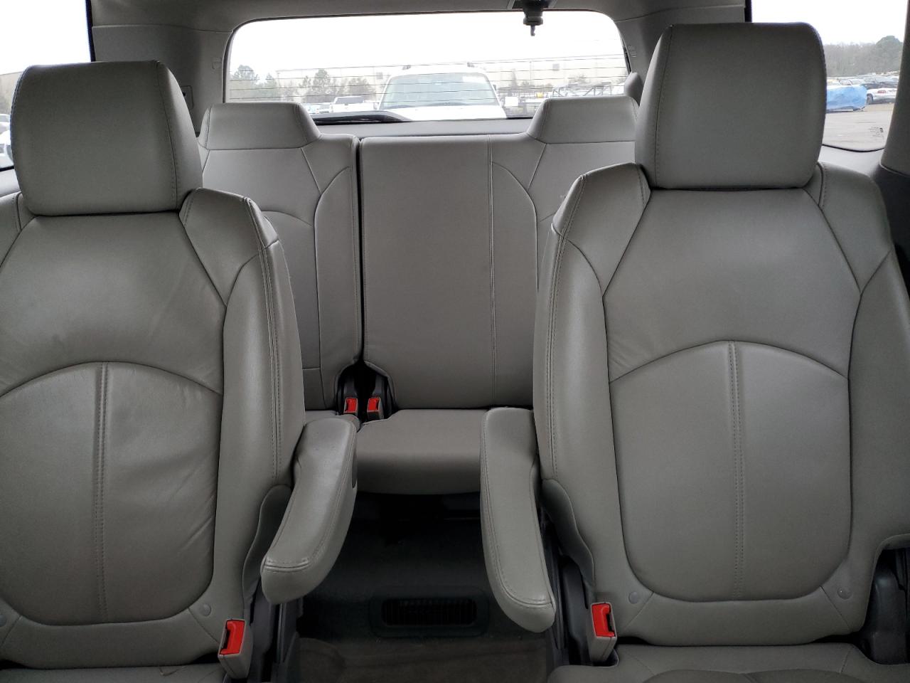 2016 GMC Acadia - Image 10