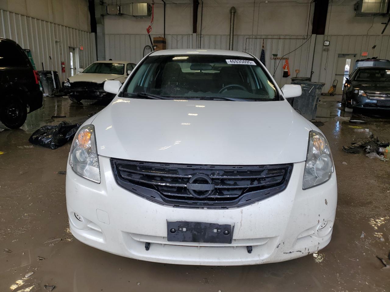 2010 Nissan Altima - Image 5