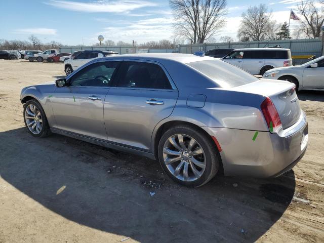  CHRYSLER 300 2018 Srebrny