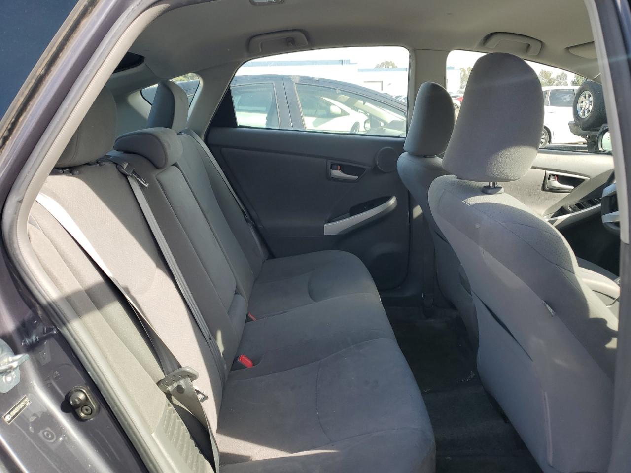 2011 Toyota Prius - Image 10