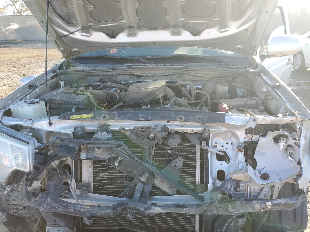 2012 Toyota Tacoma - Image 11