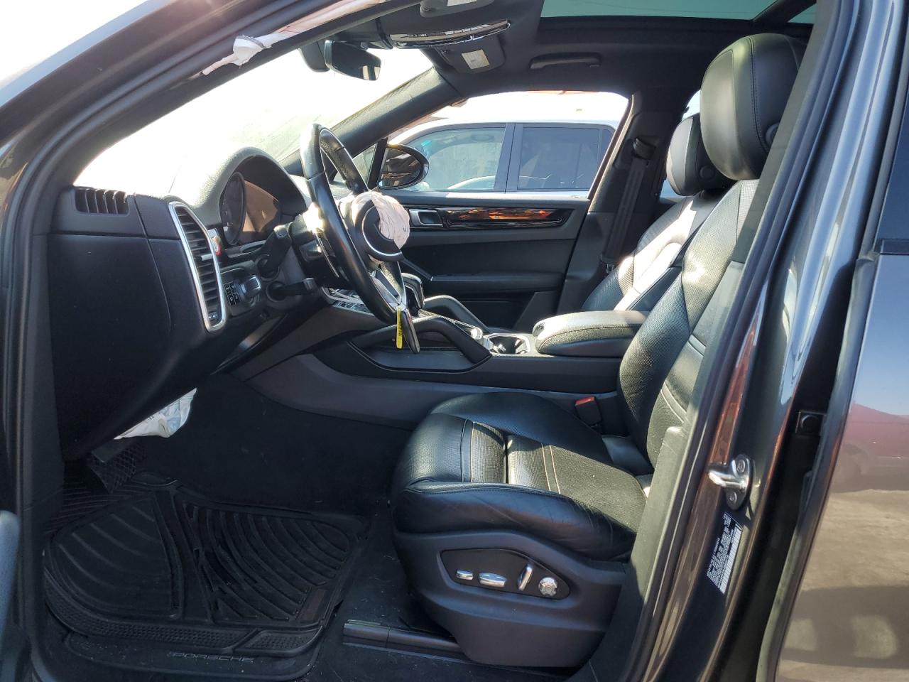 2020 Porsche Cayenne VIN: WP1AA2AY3LDA03715 Lot: 46690475