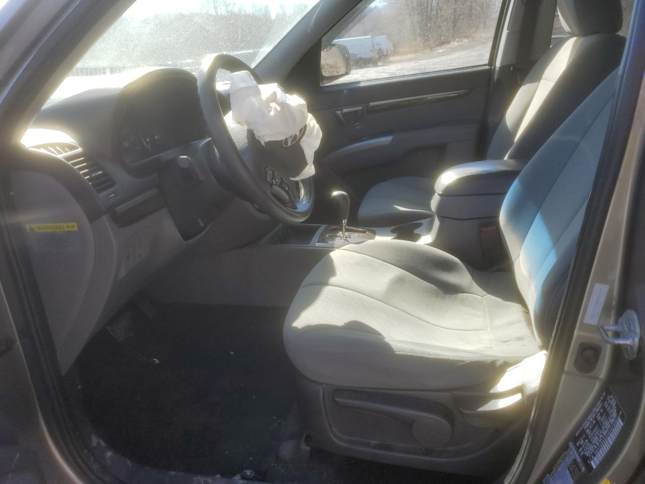 2012 Hyundai Santa Fe - Image 7