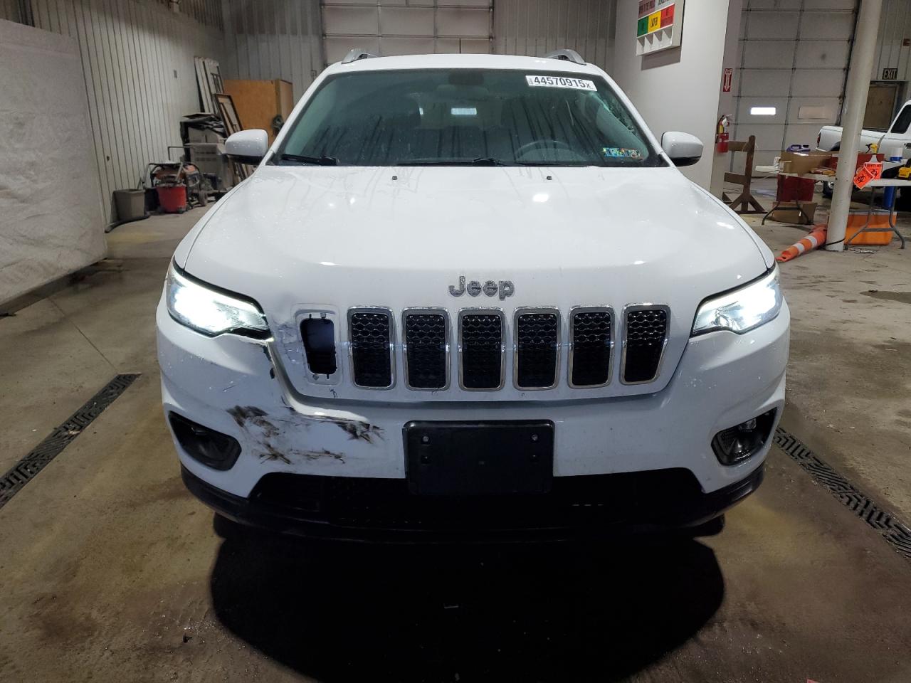 2020 Jeep Grand Cherokee - Image 5
