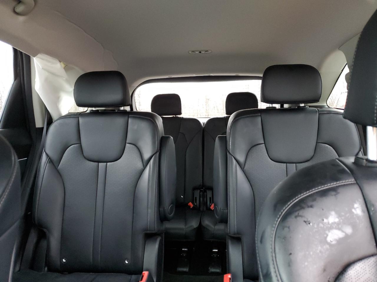 2023 Kia Sorento - Image 10