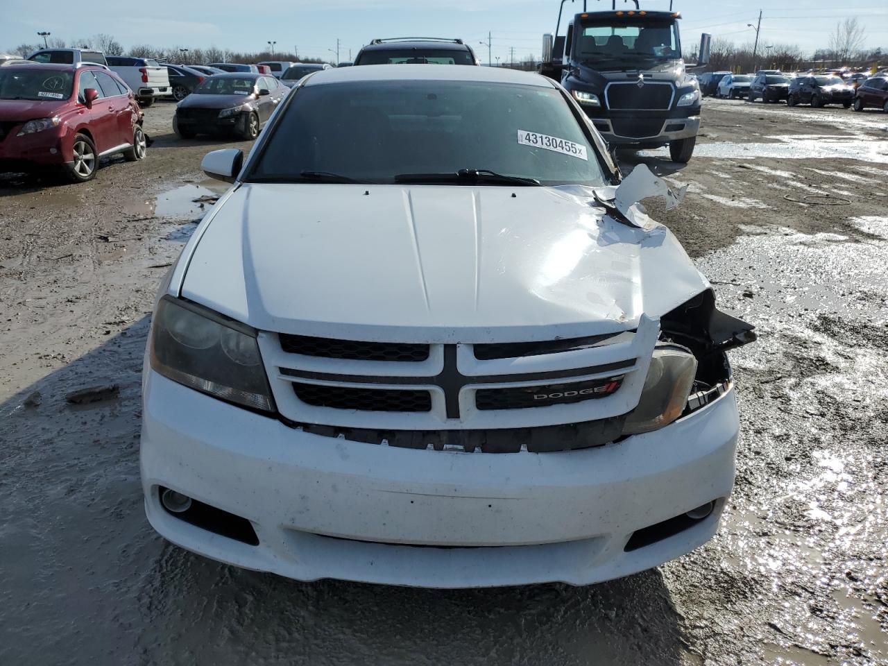 2014 Dodge Avenger - Image 5