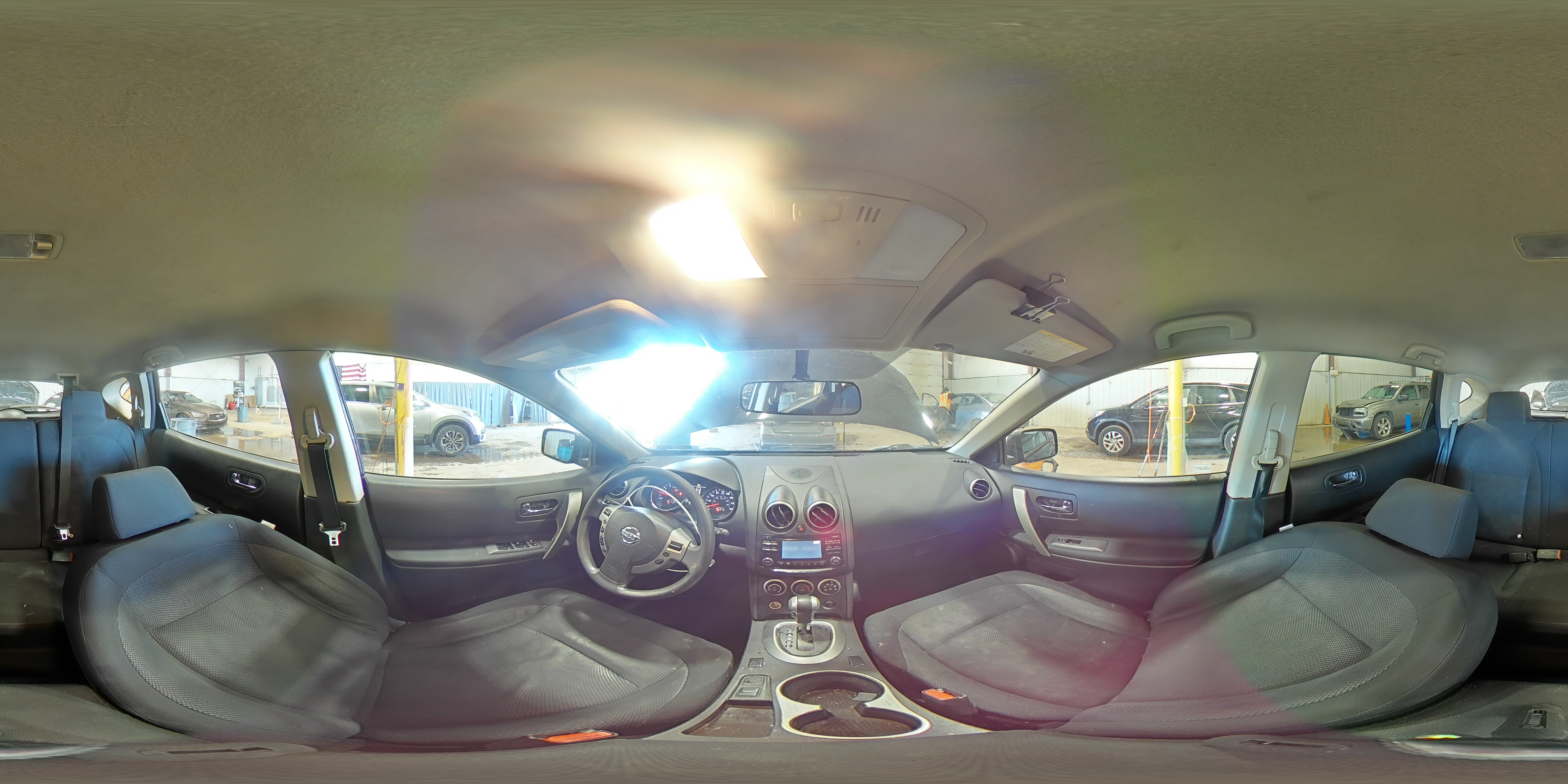 2015 Nissan Rogue - Image 16