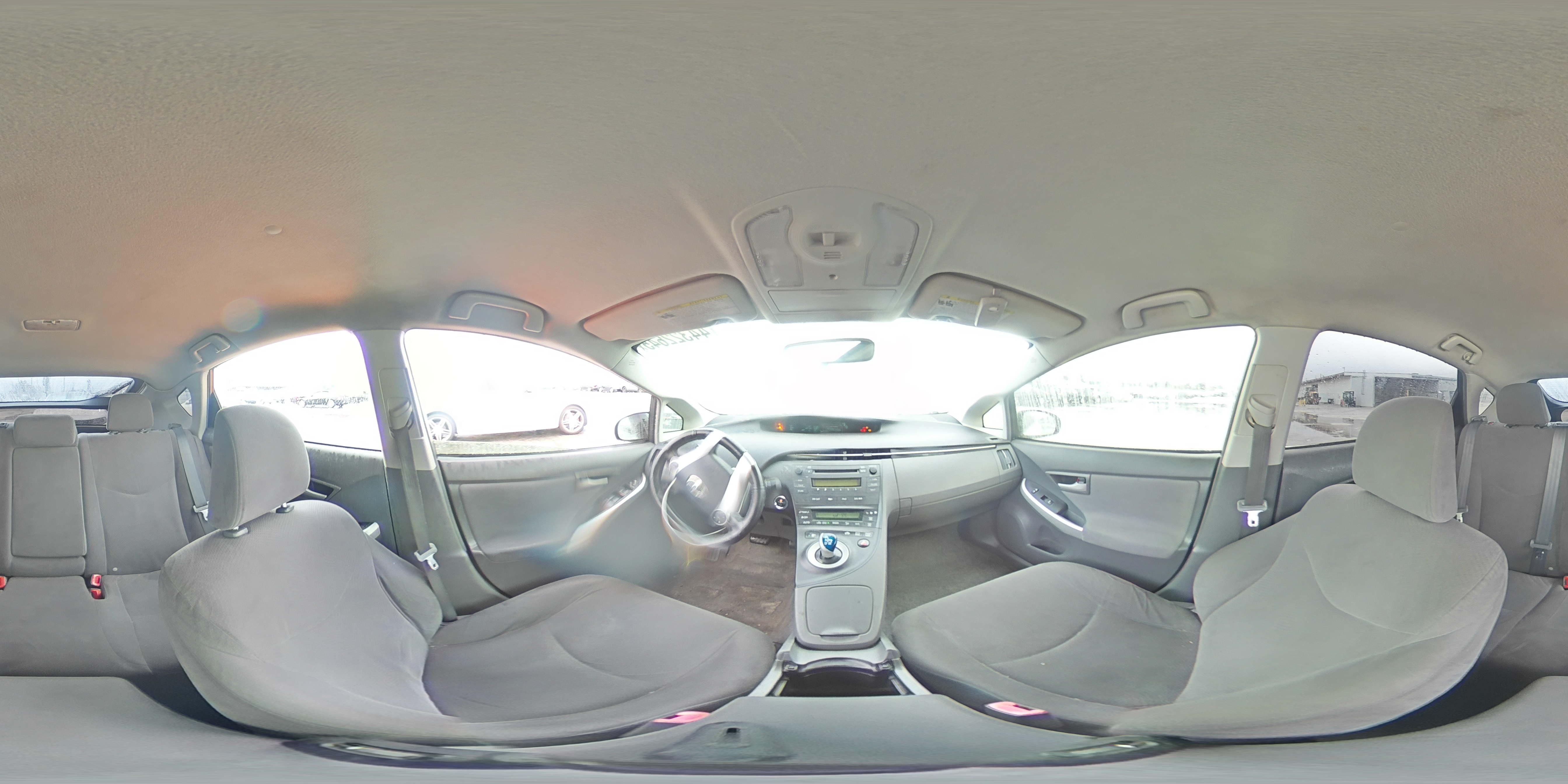 2010 Toyota Prius - Image 13