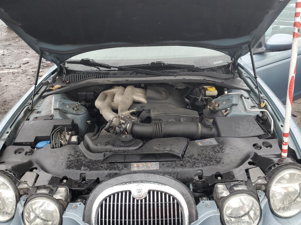 2005 Jaguar S-Type - Image 11