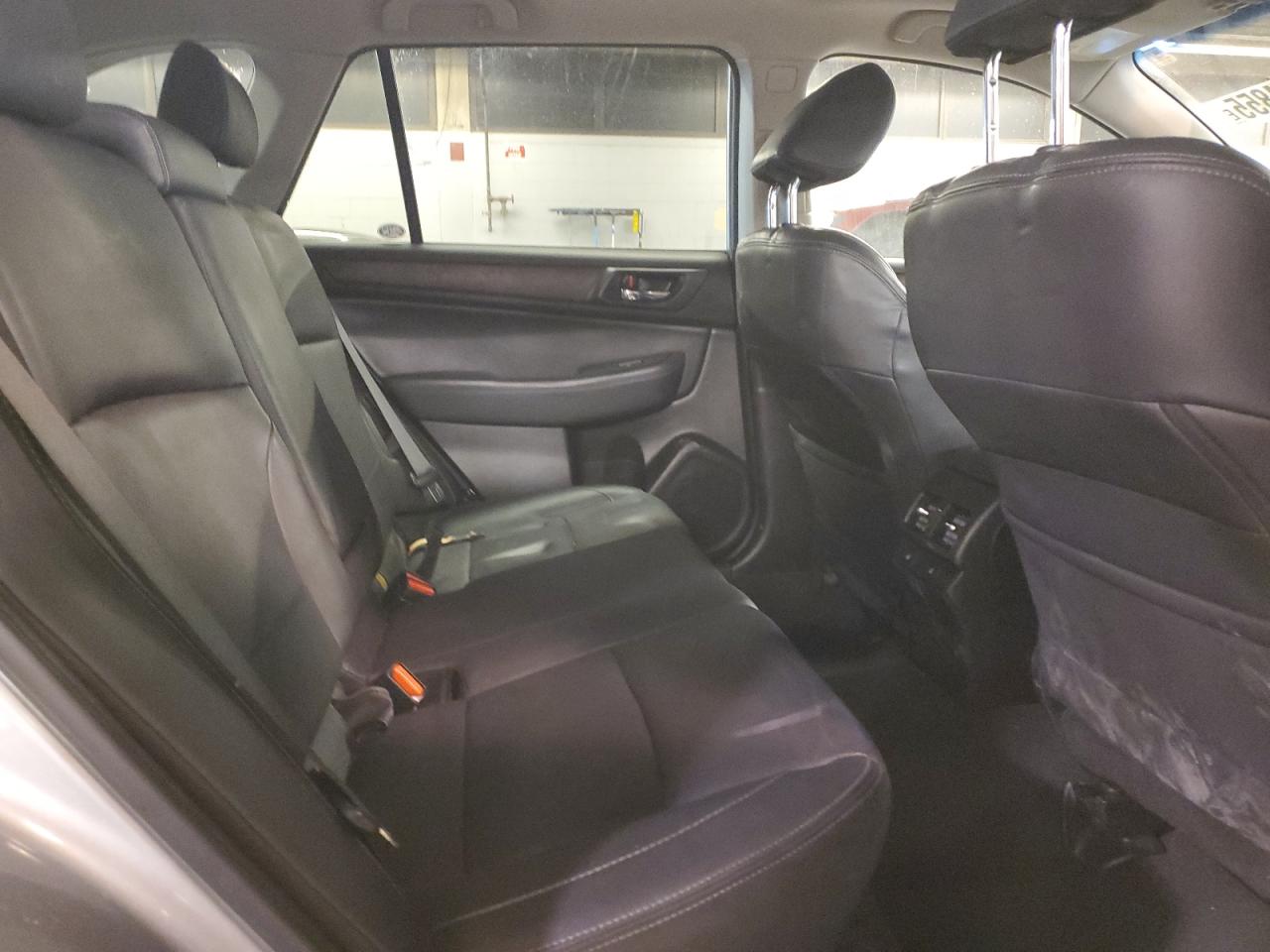 2016 Subaru Outback - Image 10