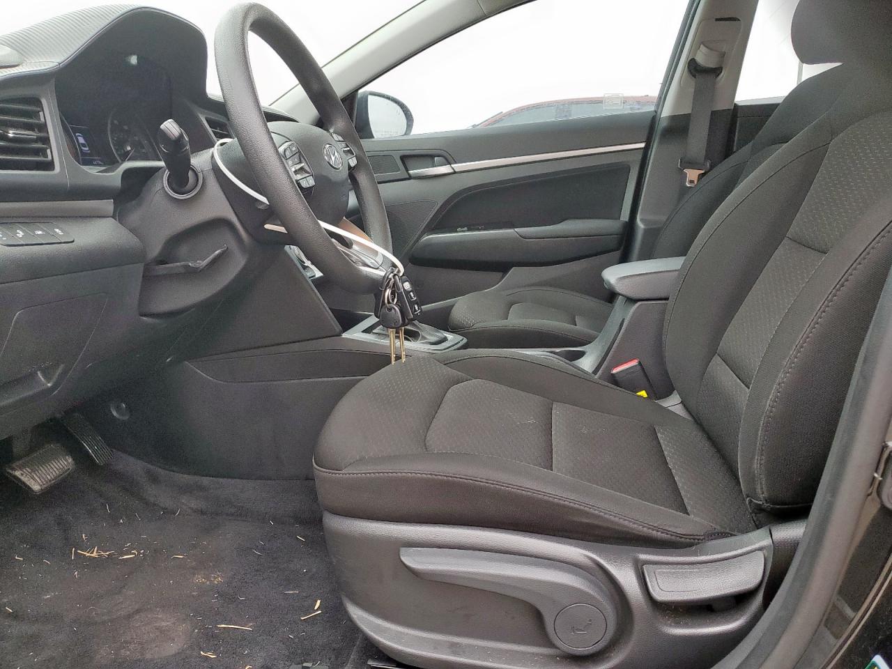 2019 Hyundai Elantra - Image 7