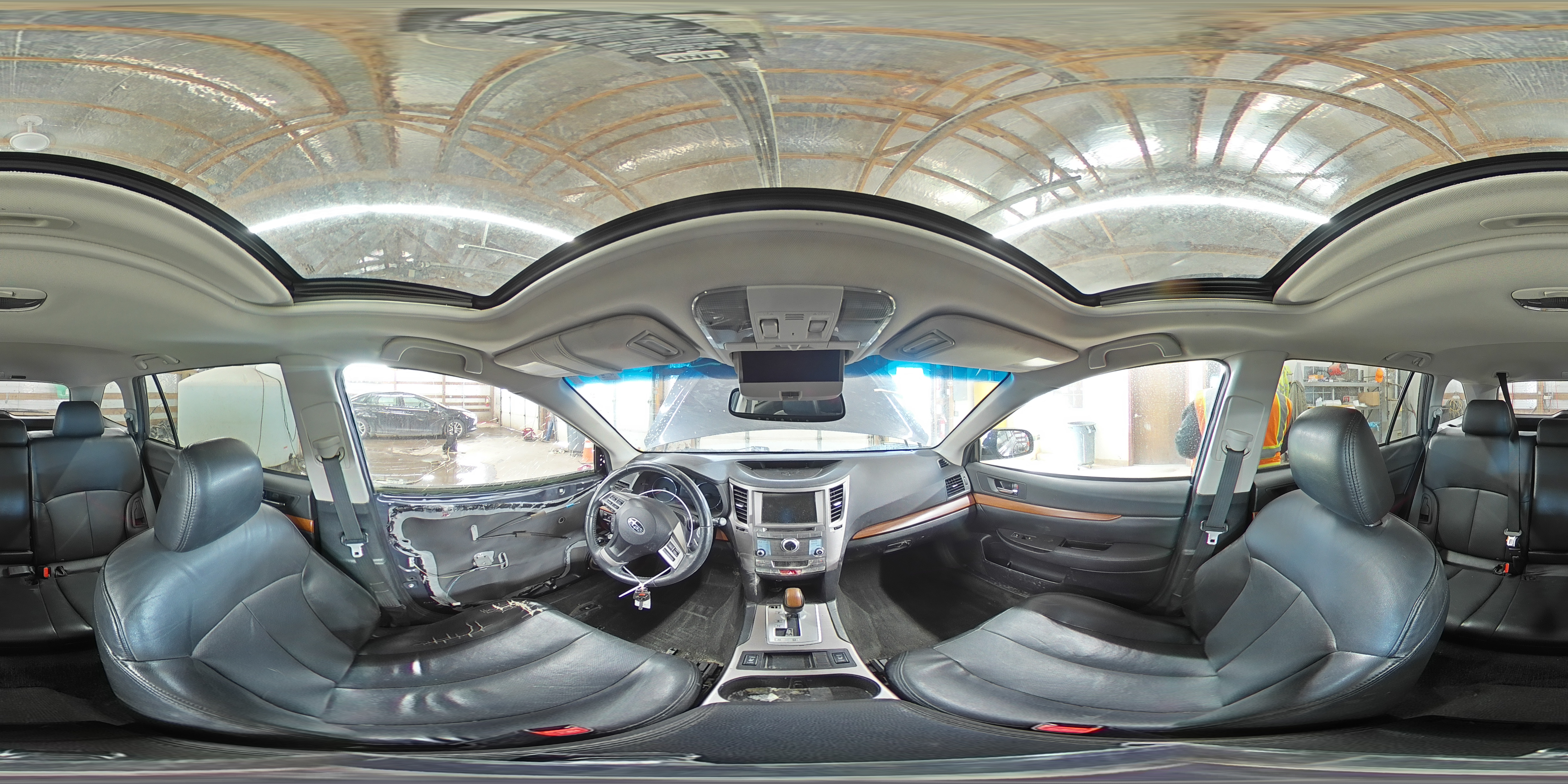2014 Subaru Outback - Image 15
