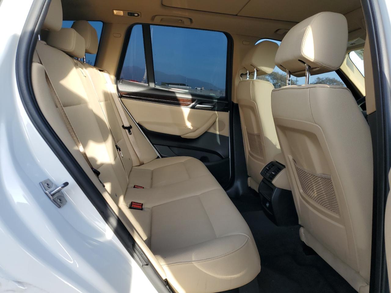 2017 BMW X3 - Image 11