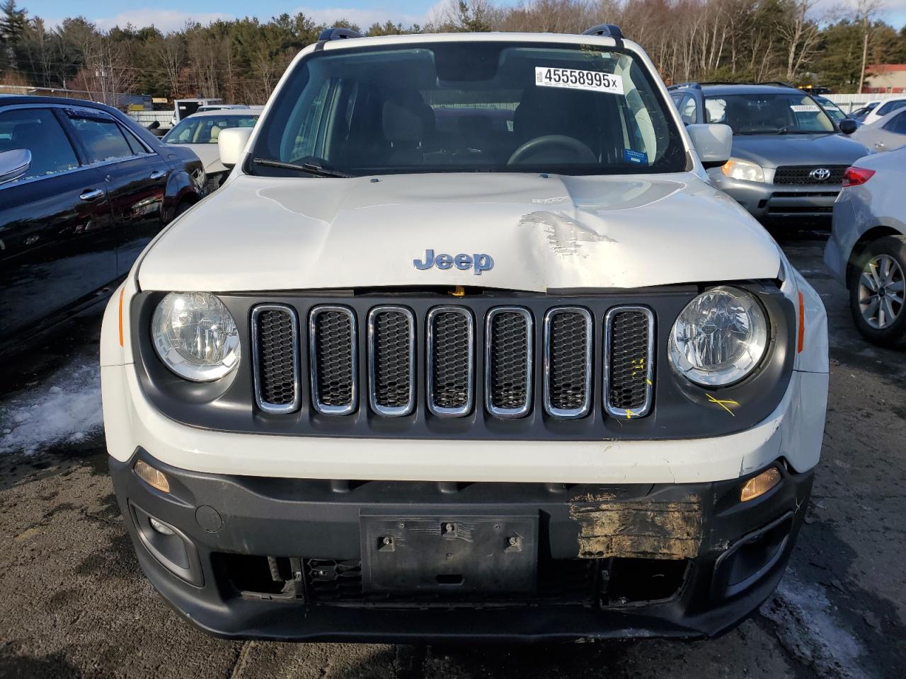 2018 Jeep Renegade - Image 5