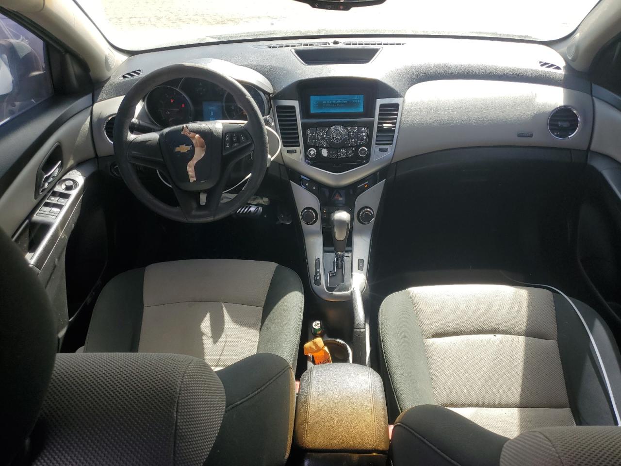 2012 Chevrolet Cruze - Image 8