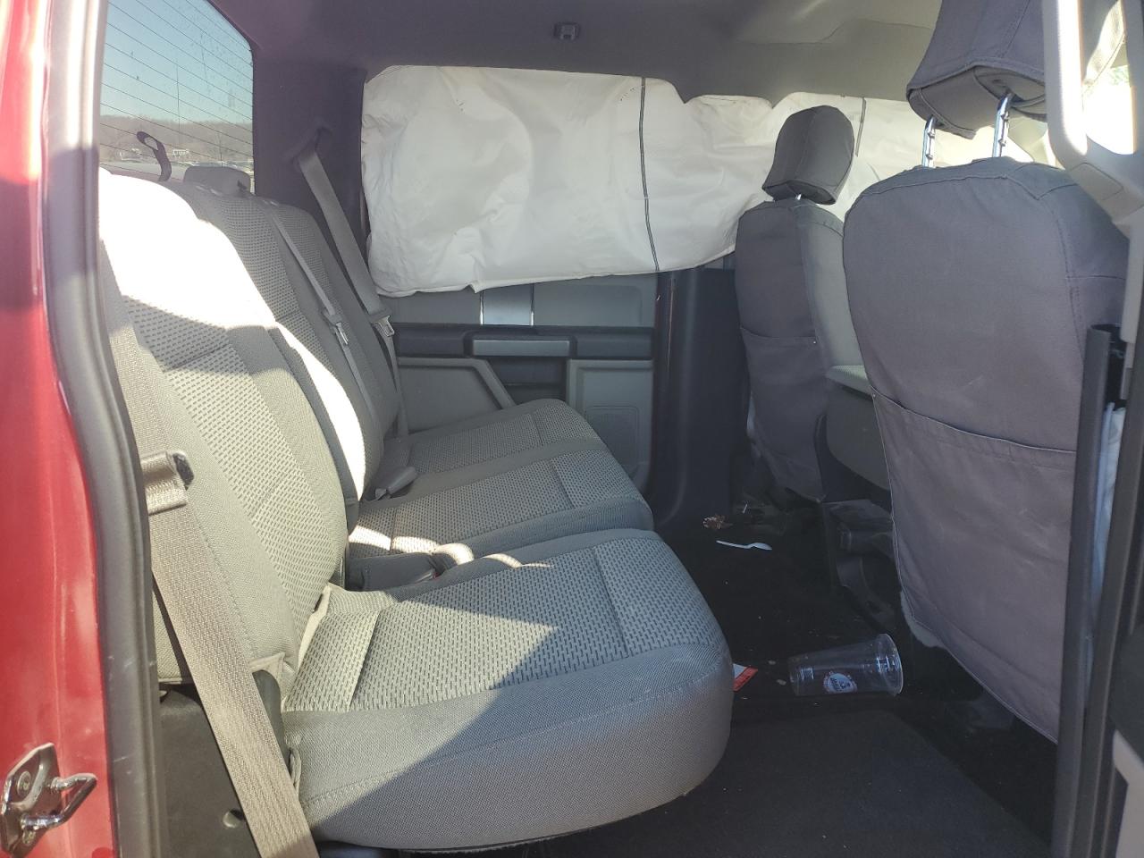 2015 Ford F-150 - Image 10