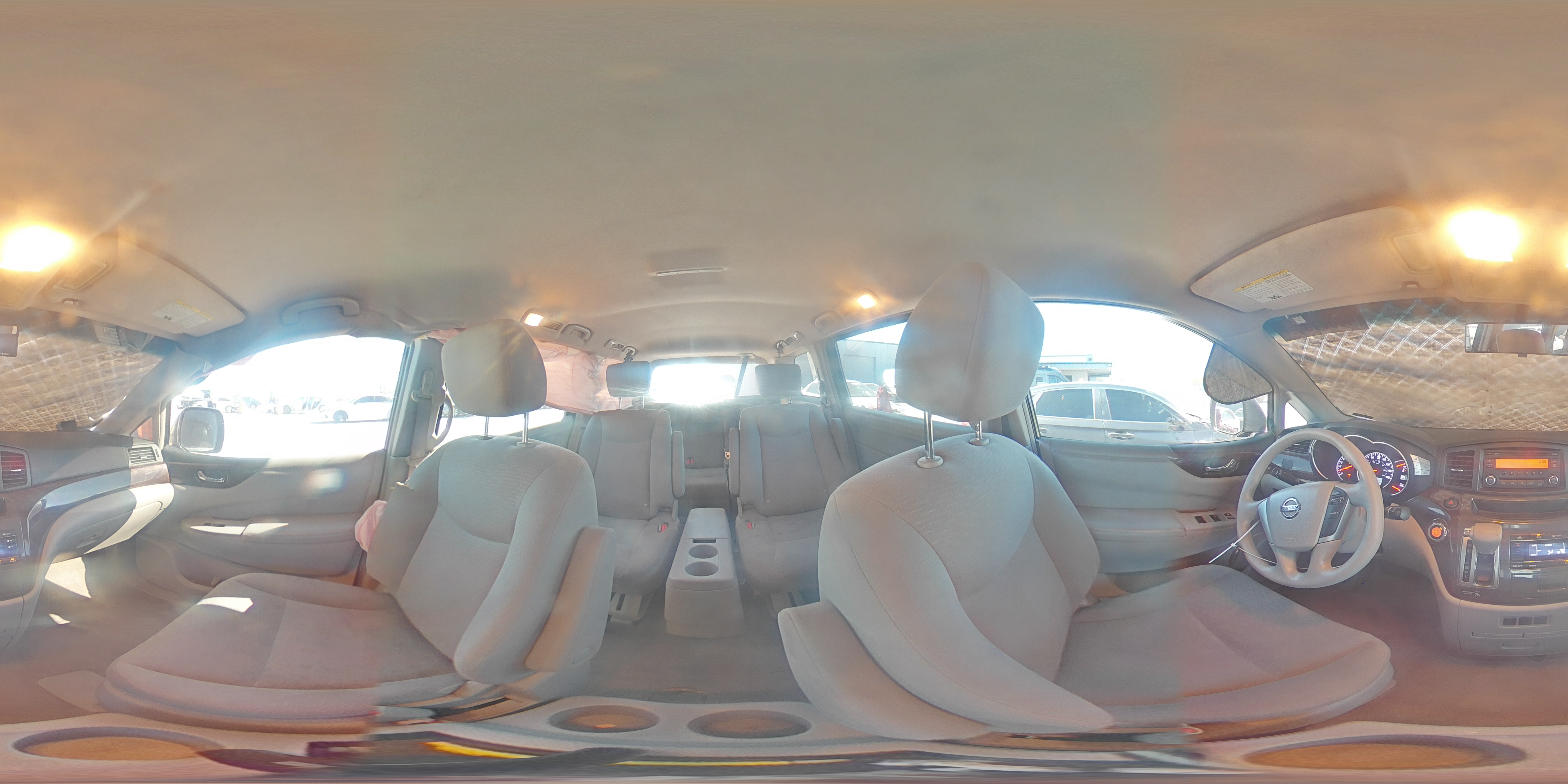2014 Nissan Quest - Image 13