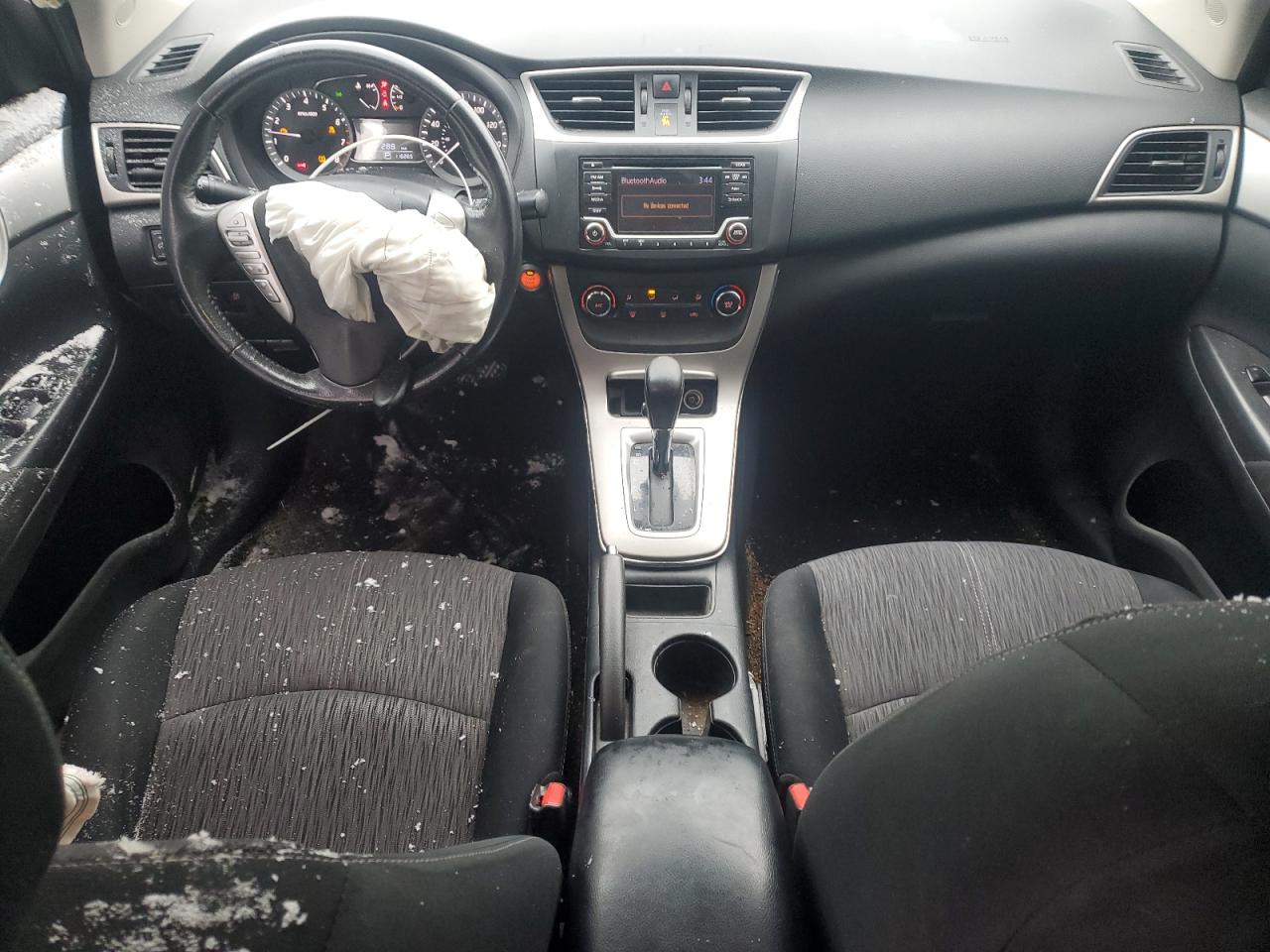 2015 Nissan Sentra - Image 8