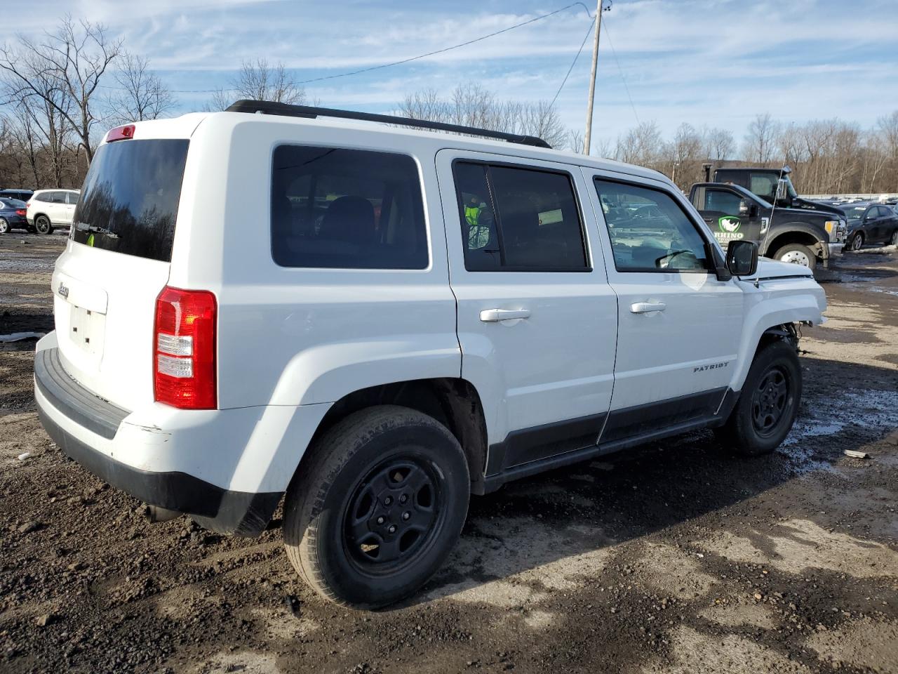 2016 Jeep Liberty (Patriot) - Image 3