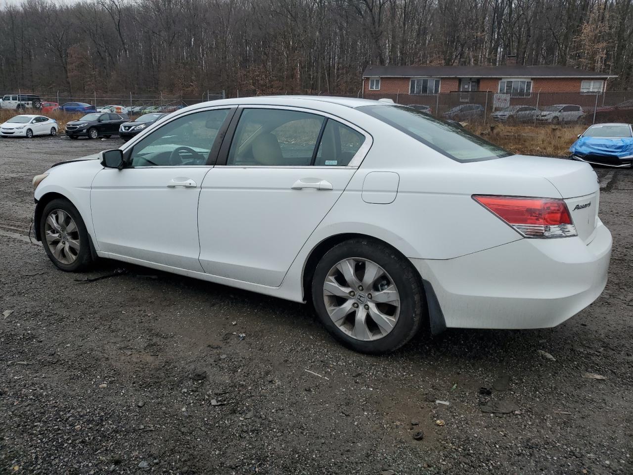 2010 Honda Accord - Image 2