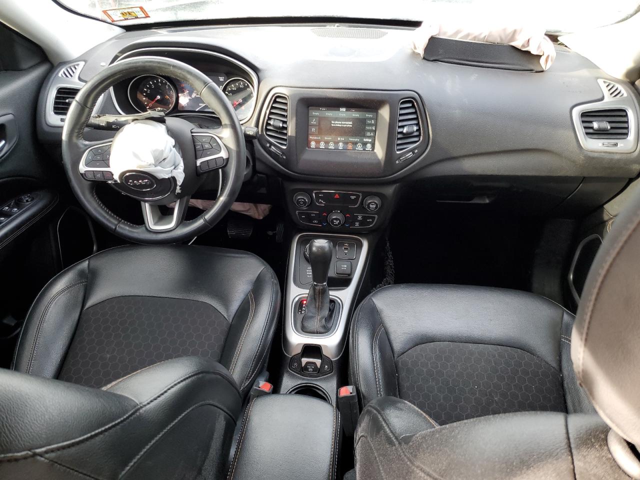 2018 Jeep Compass - Image 8