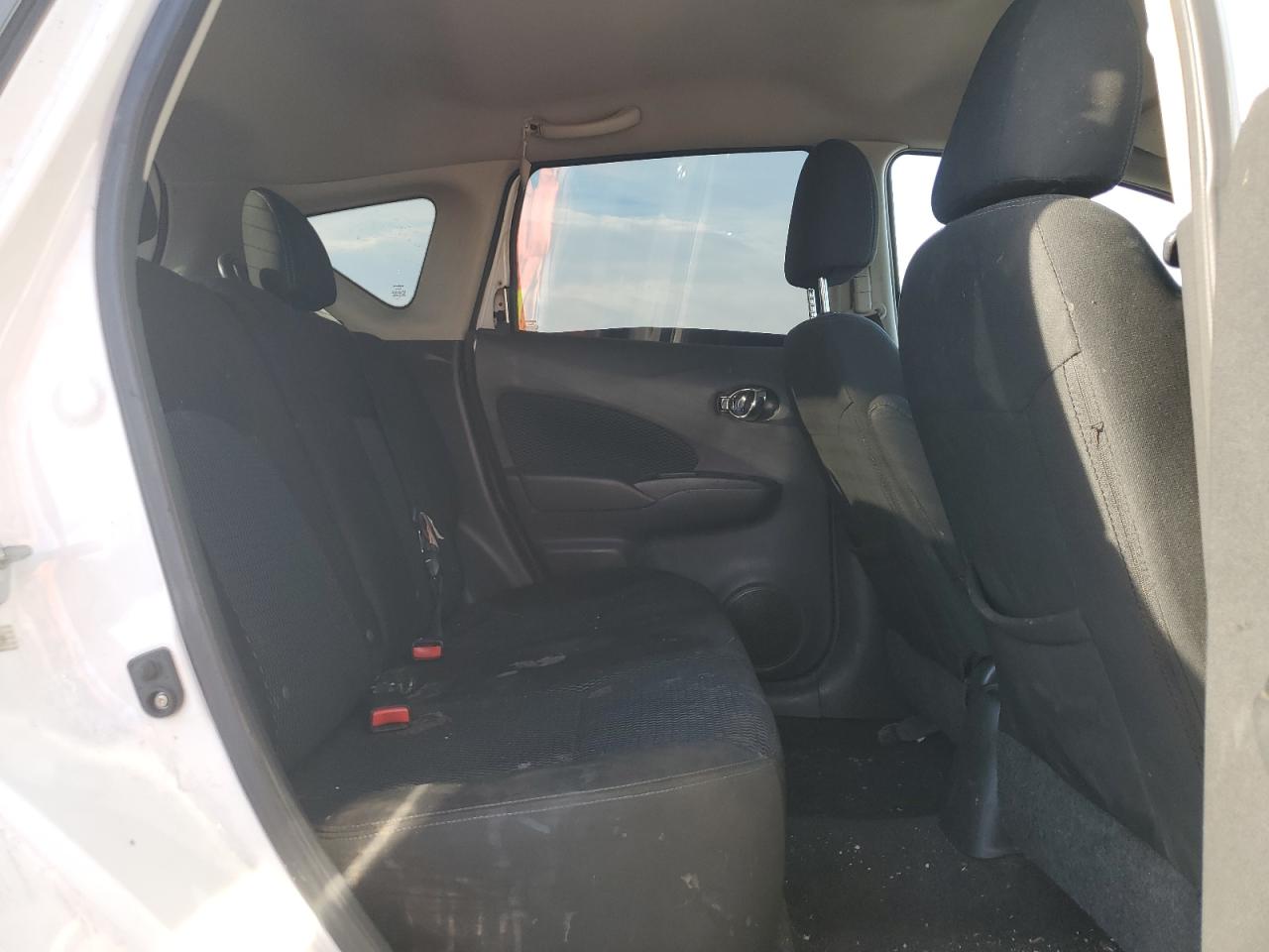 2014 Nissan Versa - Image 10