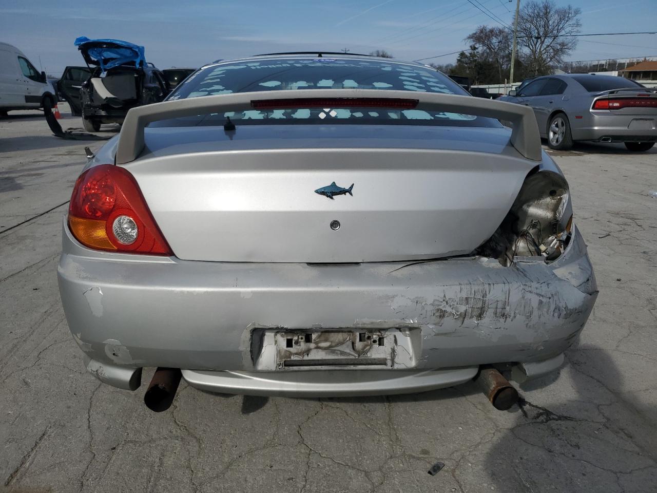 2003 Hyundai Tiburon - Image 6