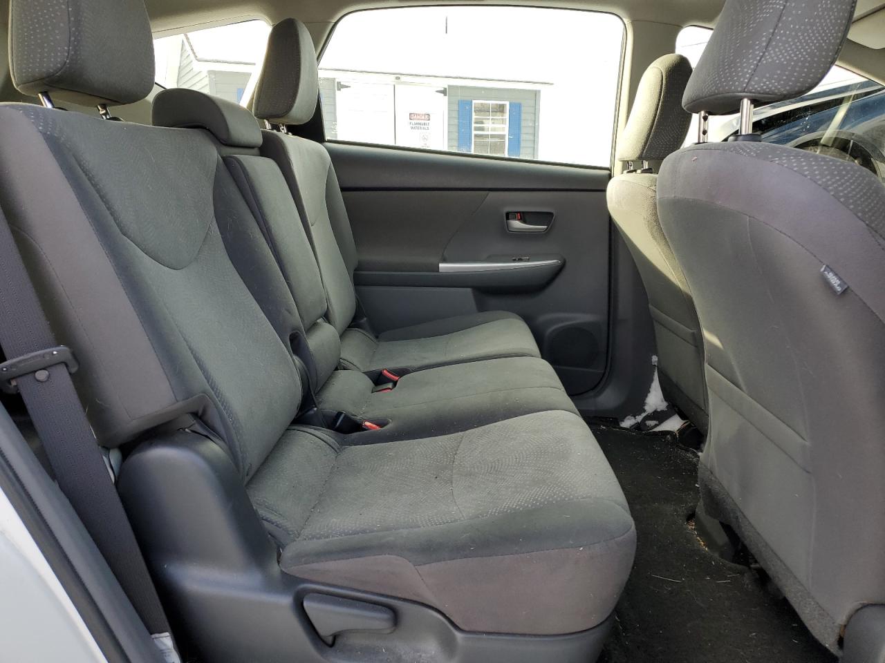 2013 Toyota Prius - Image 10