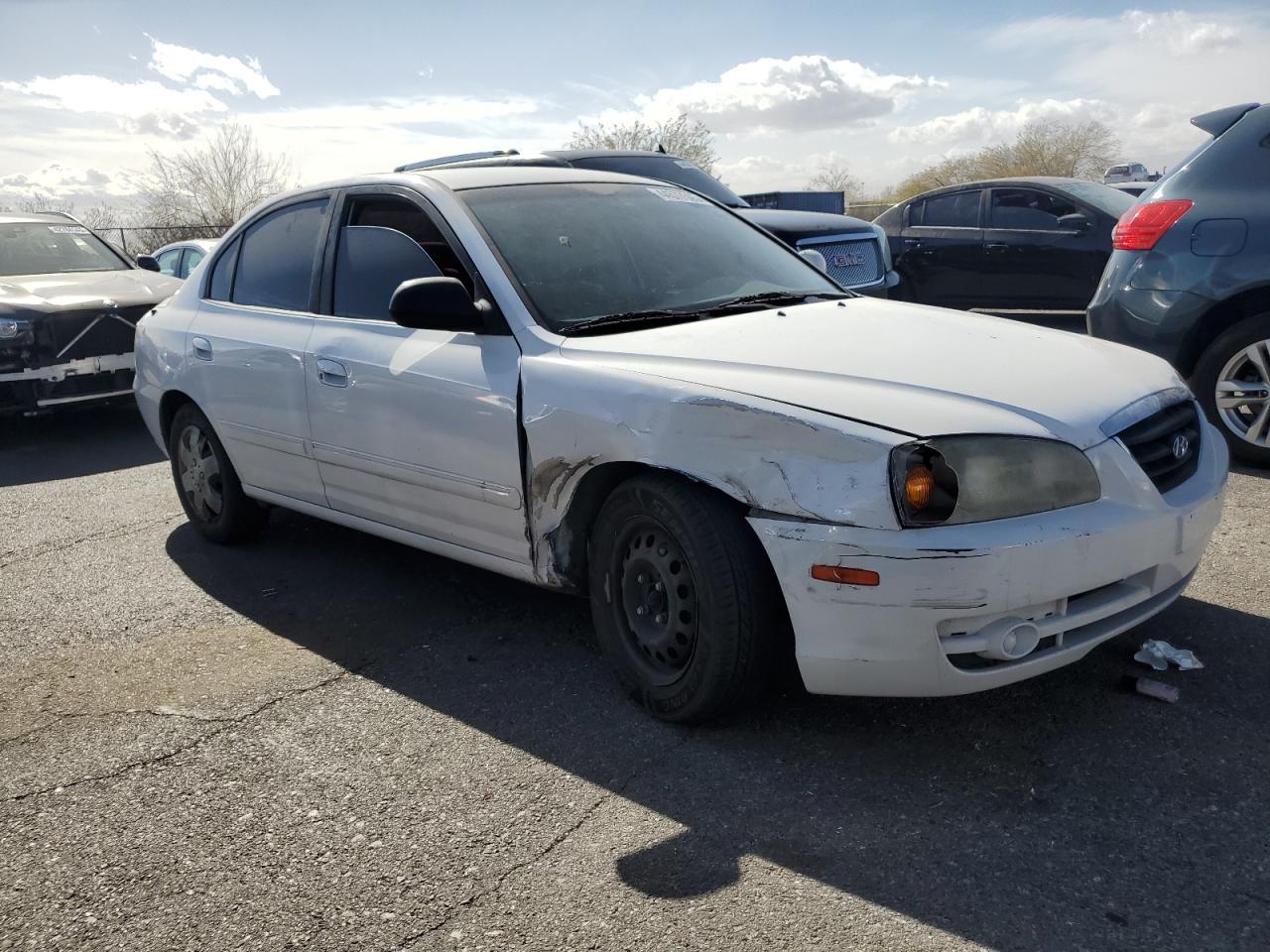 2005 Hyundai Elantra - Image 4