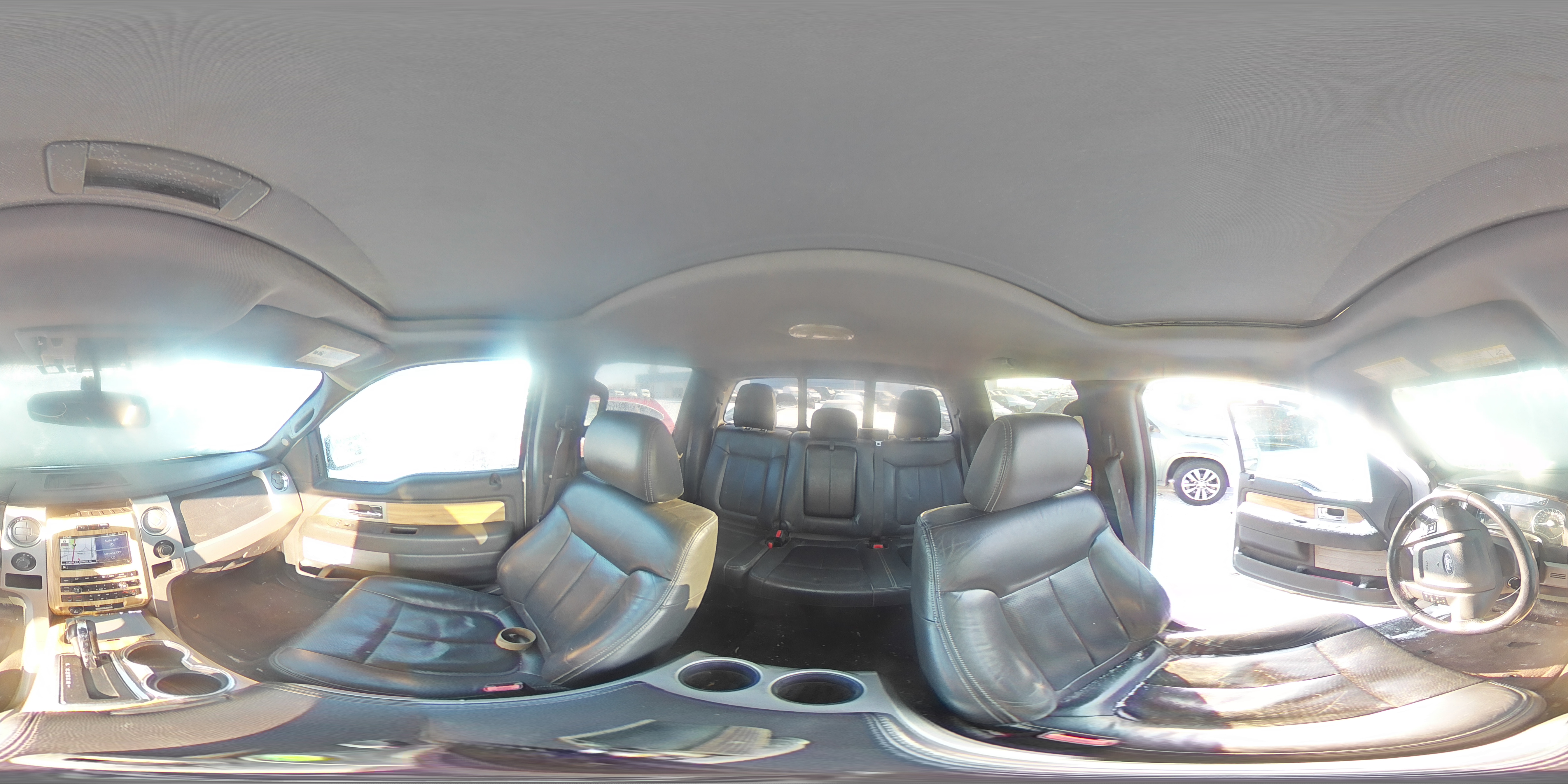 2011 Ford F-150 - Image 13