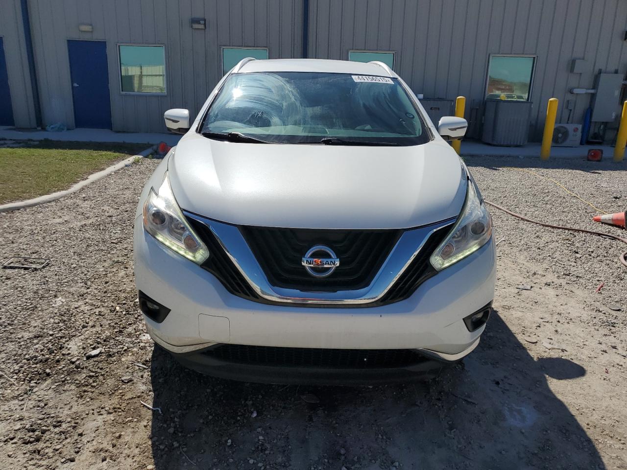 2017 Nissan Murano - Image 5