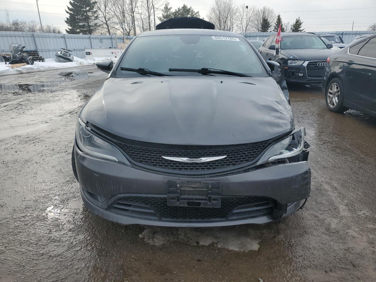 2016 Chrysler 200 - Image 5